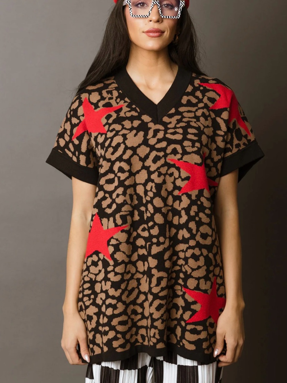 Womens Leopard Print Short Sleeve Knit Top with Red Stars